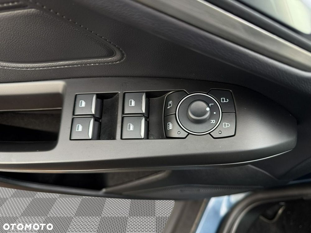Ford Focus 1.0 EcoBoost mHEV Titanium X - 11