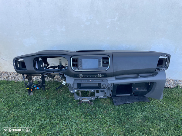 Tablier Peugeot expert / jumpy /proace / vivaro