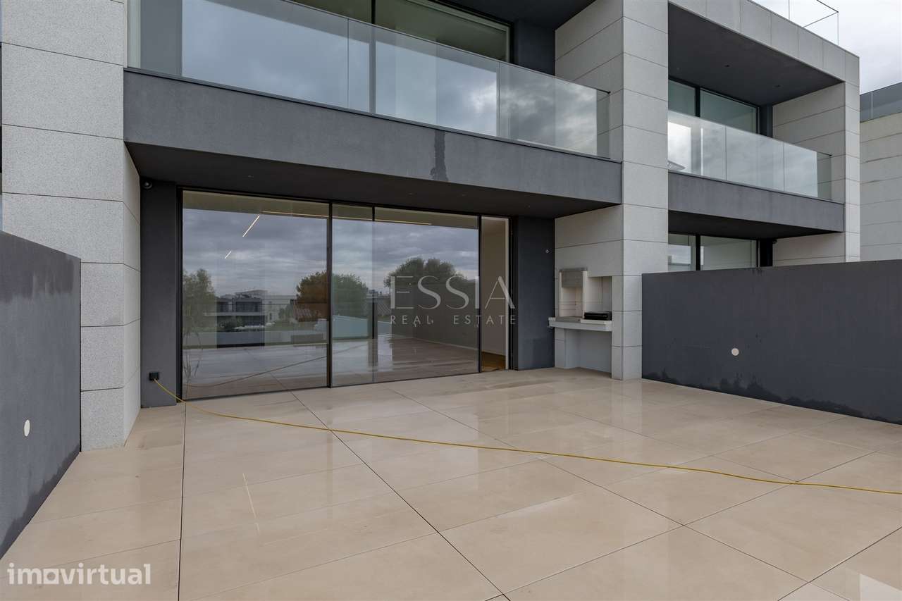 Moradia T4 com Piscina e Vista Mar - Grande imagem: 2/59