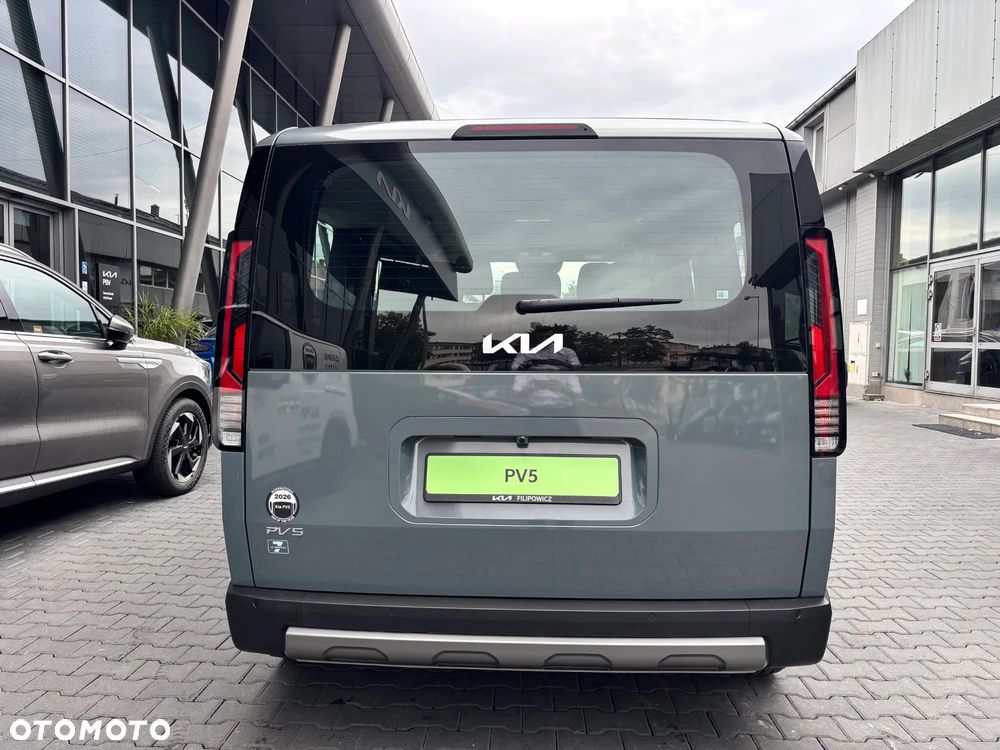 Kia PV5 - 5