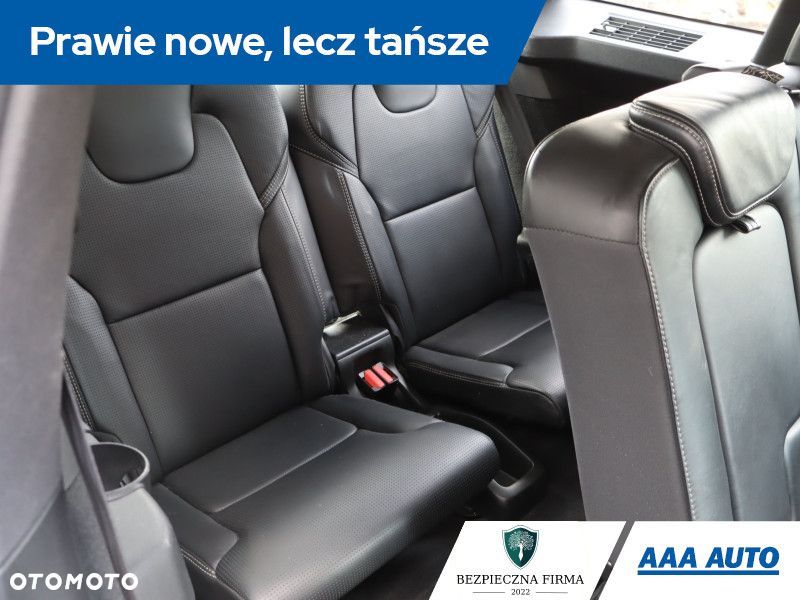 Volvo XC 90 - 23