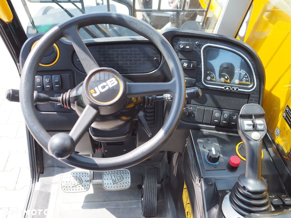 JCB 525-60 Hi-ViZ - 12
