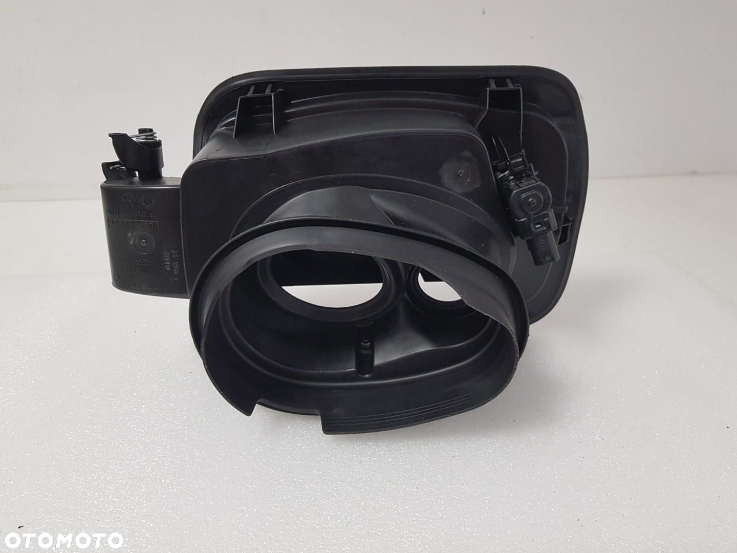NOWA OSŁONA WLEW WLEWU PALIWA BMW X1  F48 F48N 15-22 ORYGINALNA  7458867 51177458867 - 2