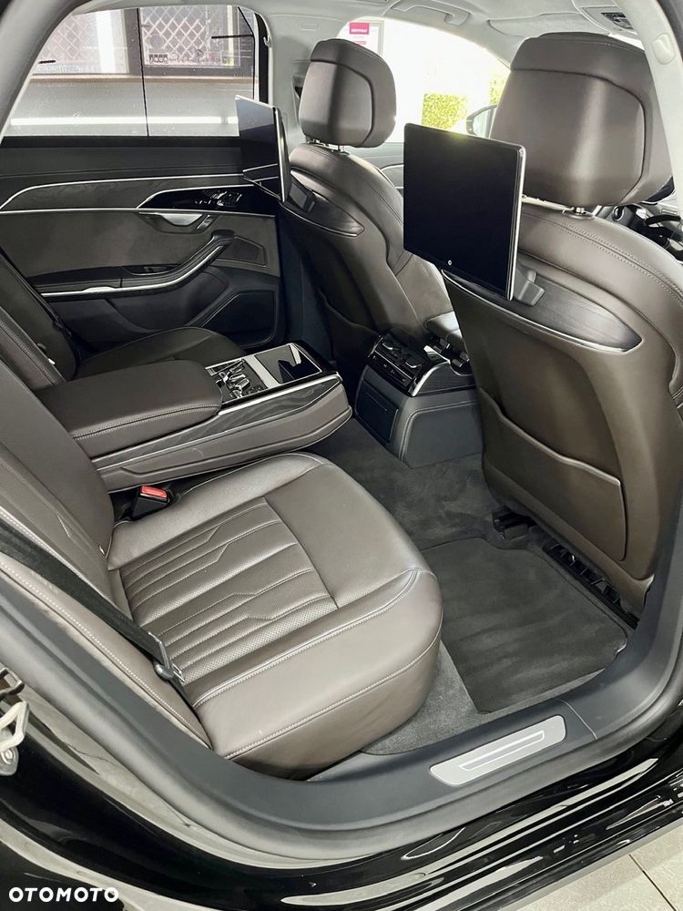 Audi A8 - 9