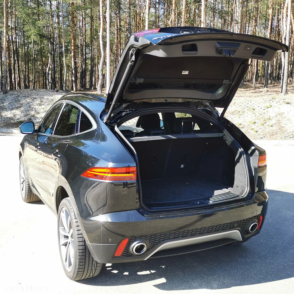 Jaguar E-Pace 2.0 i4D AWD - 9