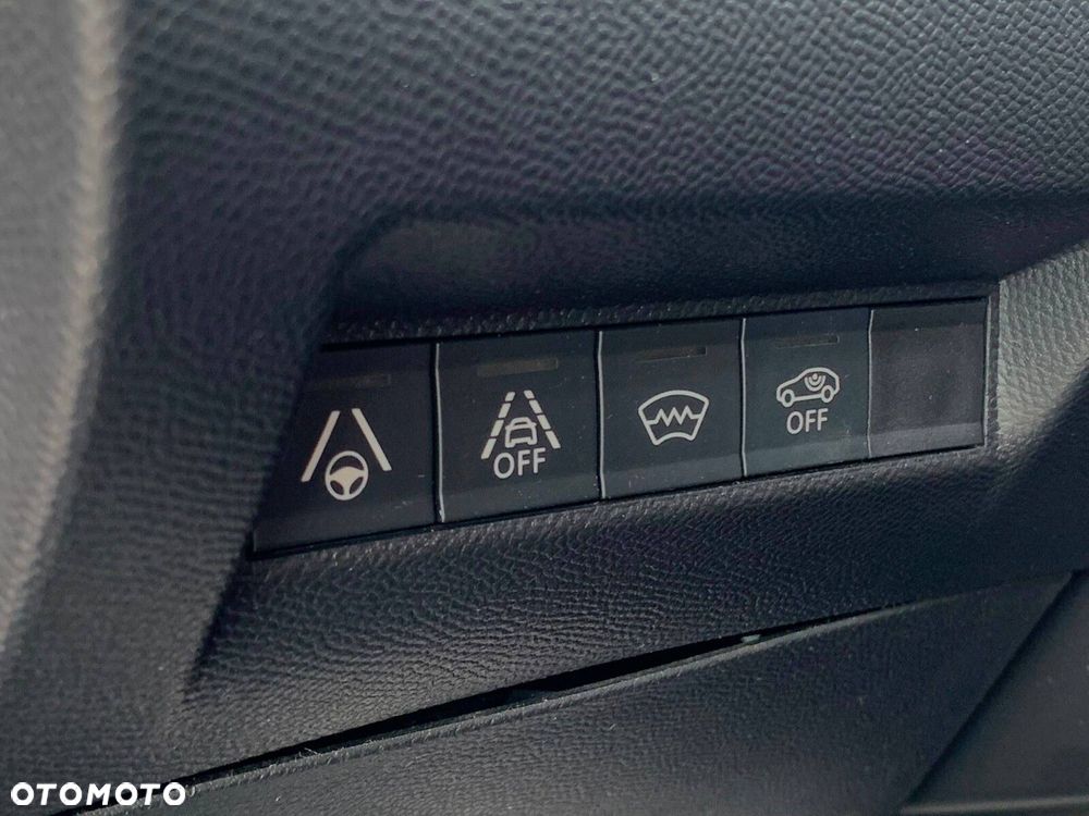 Peugeot 2008 1.2 PureTech GT Pack S&S EAT8 - 31