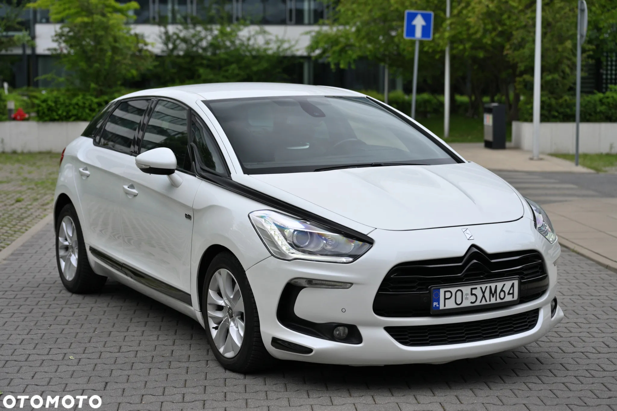 Citroën DS5 2.0 HDi Hybrid4 SoChic MCP - 24