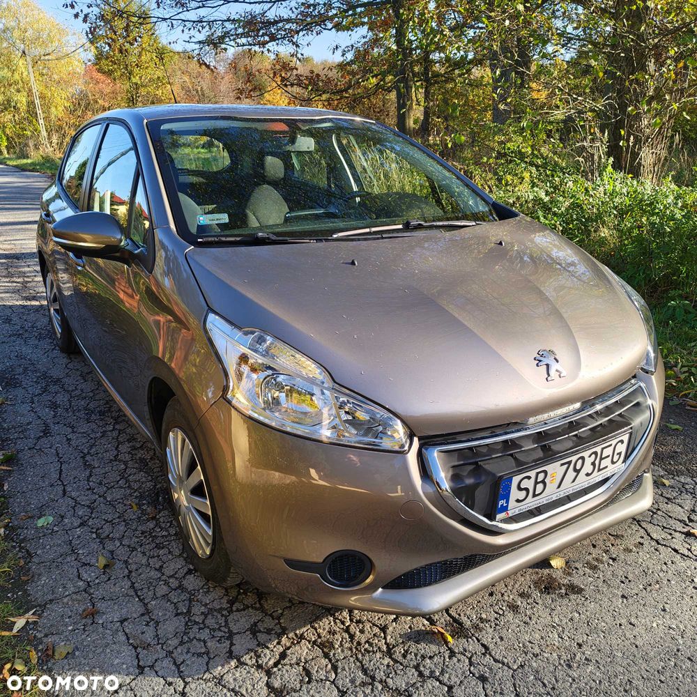 Peugeot 208 - 3