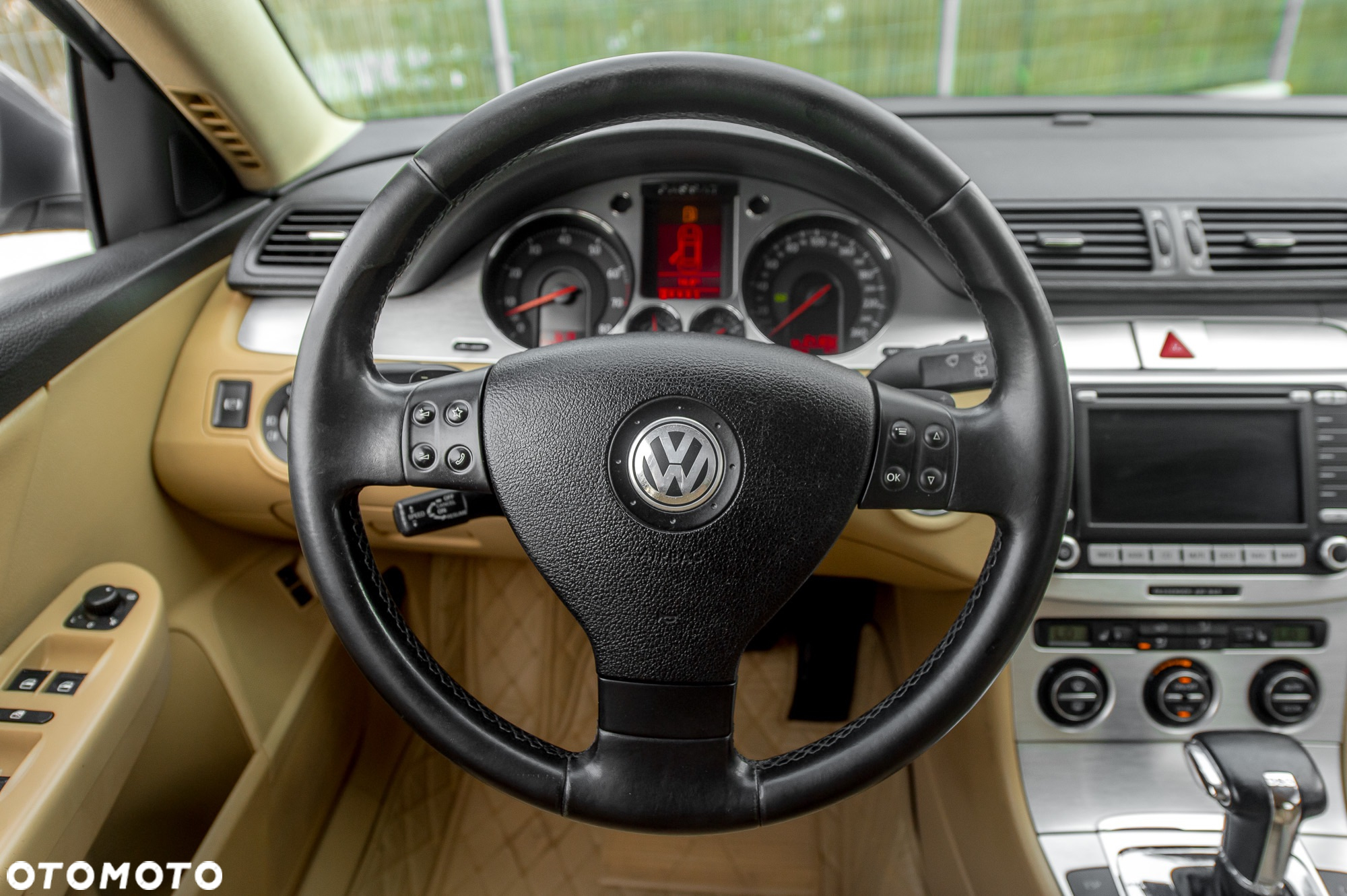 Volkswagen Passat - 21