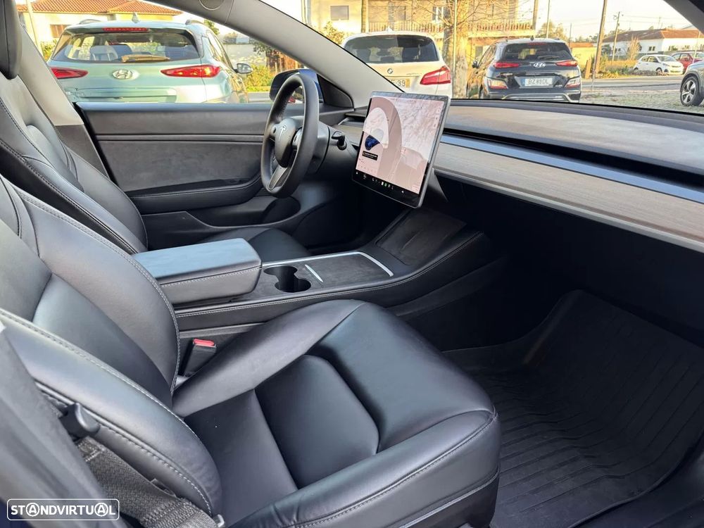 Tesla Model 3 Tração Traseira Standard - 15