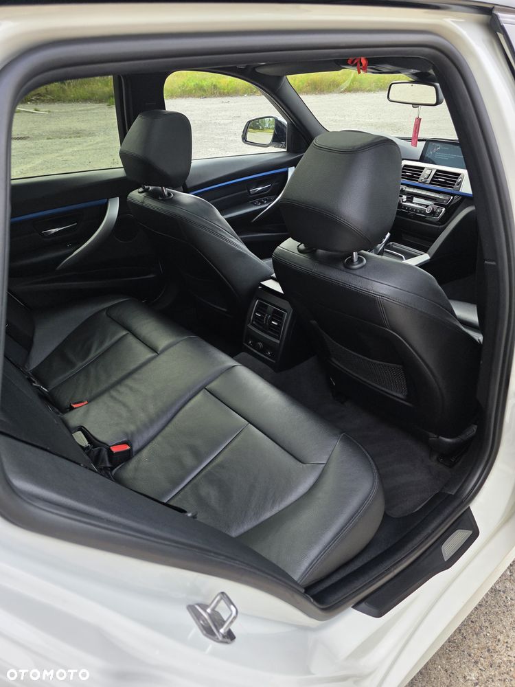 BMW Seria 3 325d M Sport Sport - 24