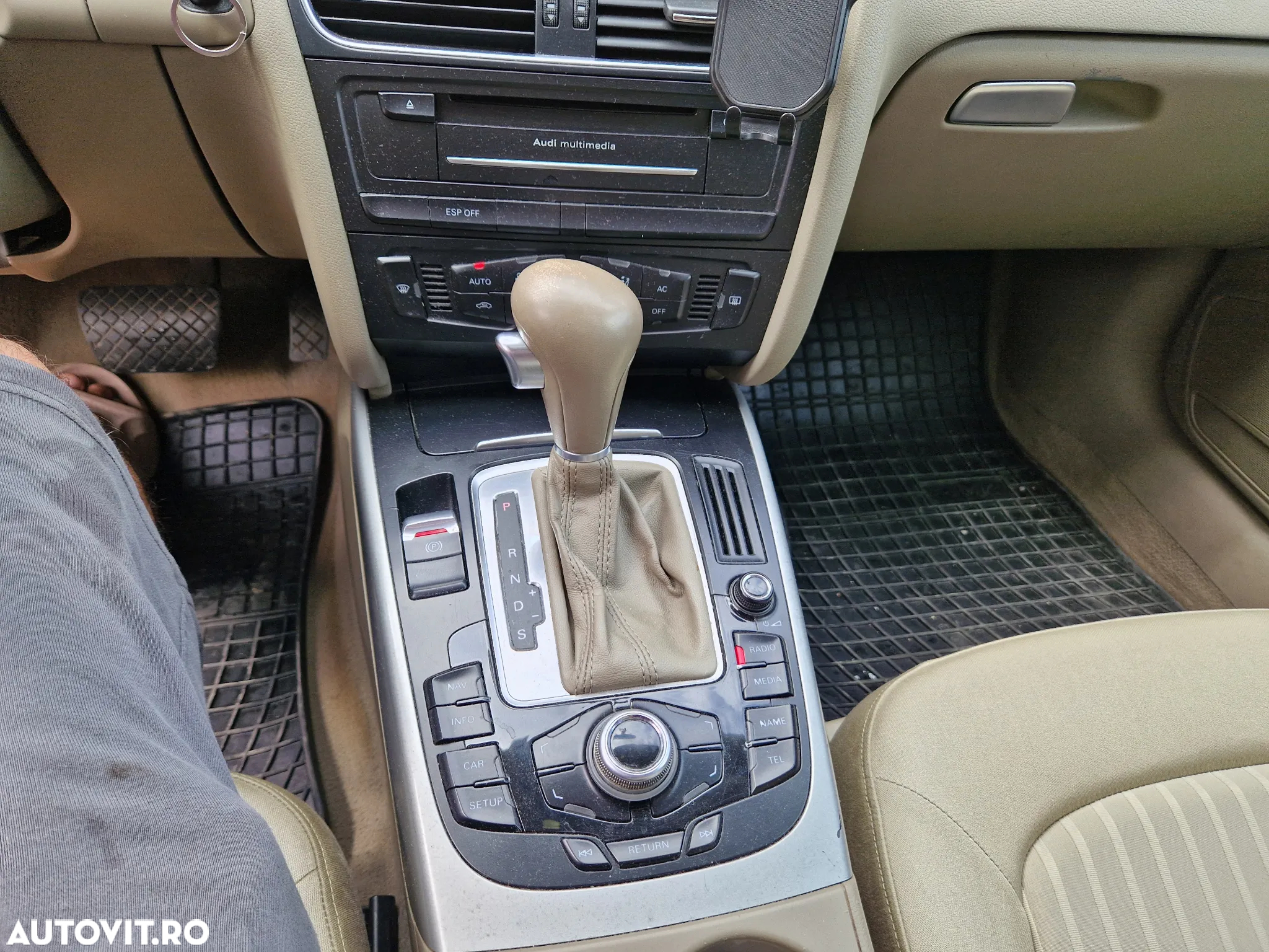 Audi A4 2.0 TDI Multitronic Avant - 6