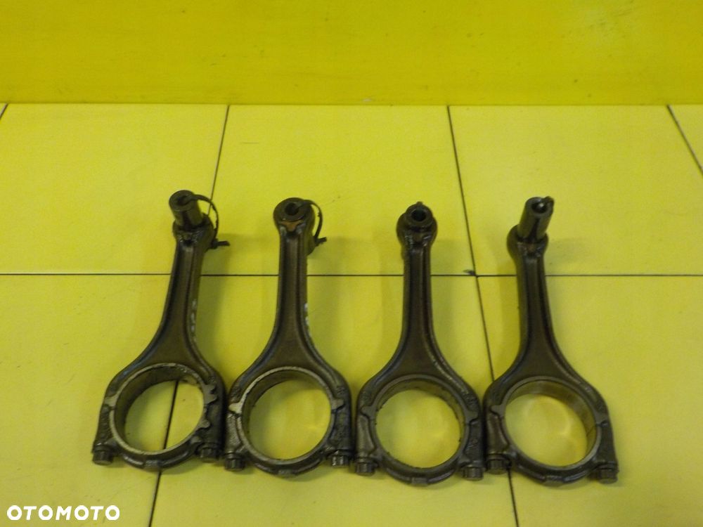 A3 8V GOLF IBIZA OCTAVIA 1.5 TFSI 18r korbowod 33 UK2 1L 04EAM - 1