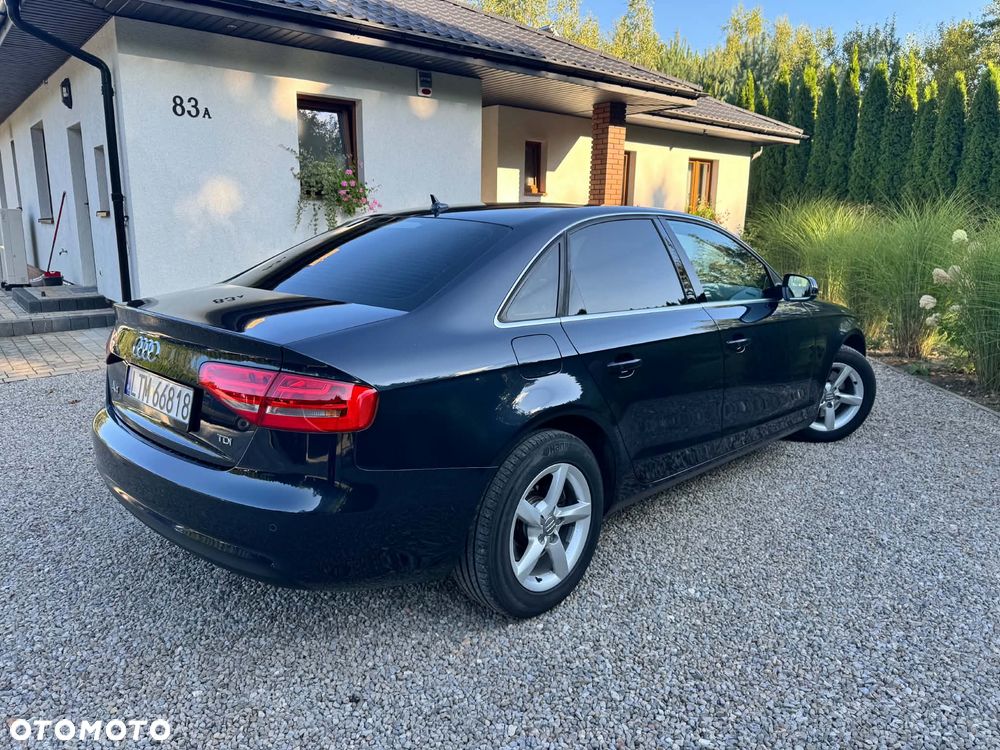 Audi A4 Limousine - 18