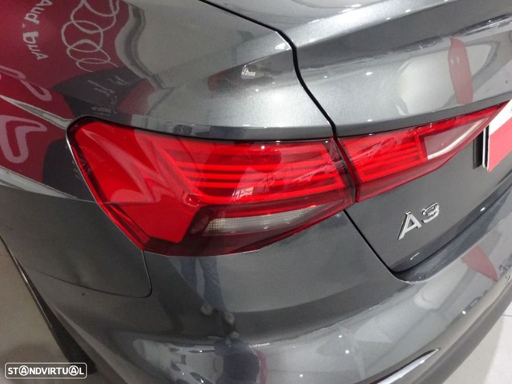 Audi A3 Limousine 30 TFSI S line S tronic - 35