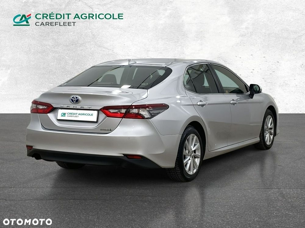 Toyota Camry - 6