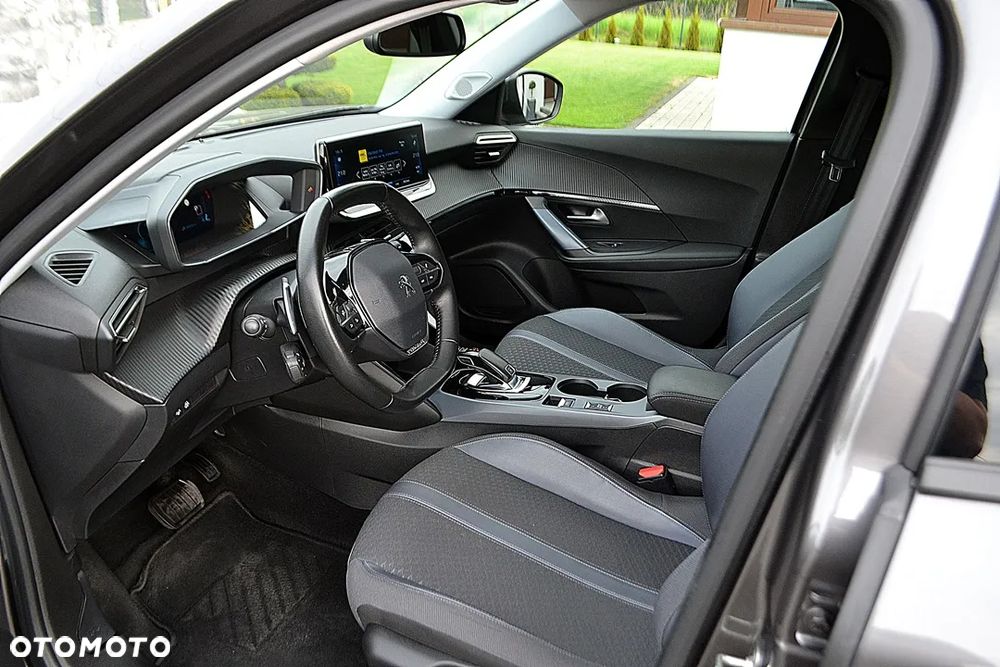 Peugeot 2008 BlueHDi 130 EAT8 Allure - 10