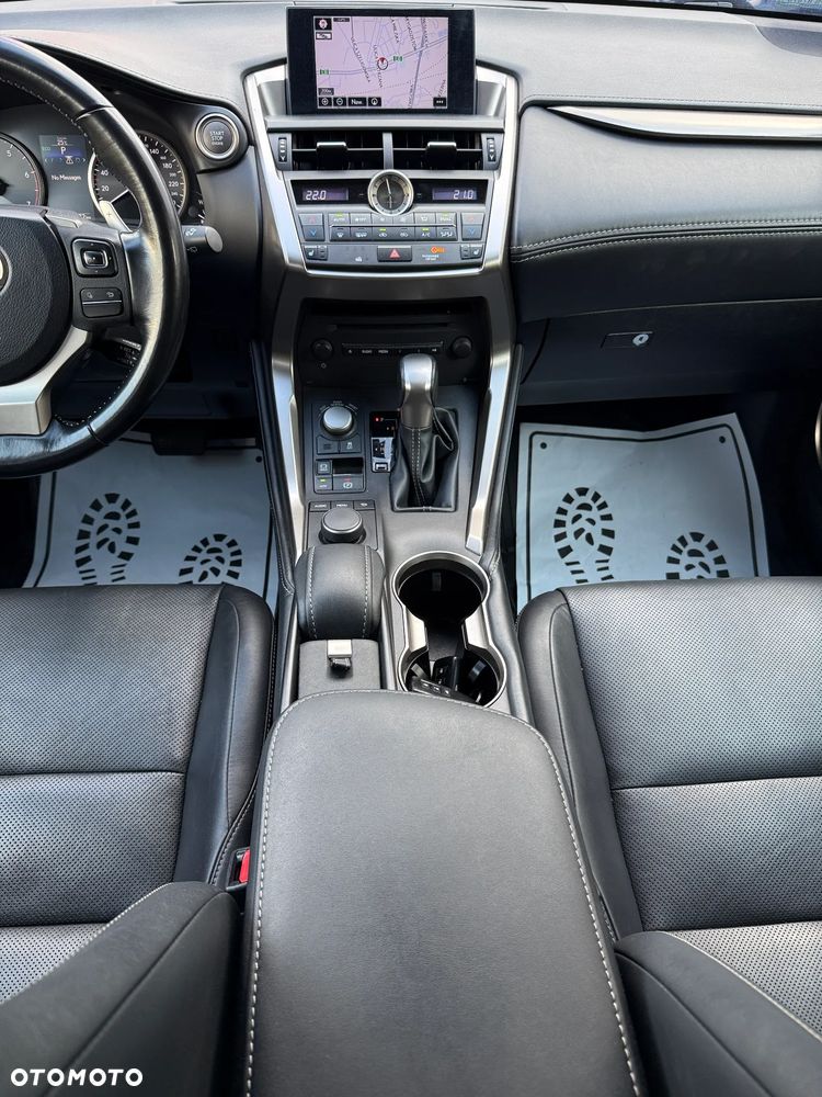 Lexus NX 200t Elite AWD - 6