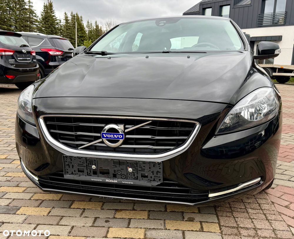Volvo V40 D2 Momentum - 8