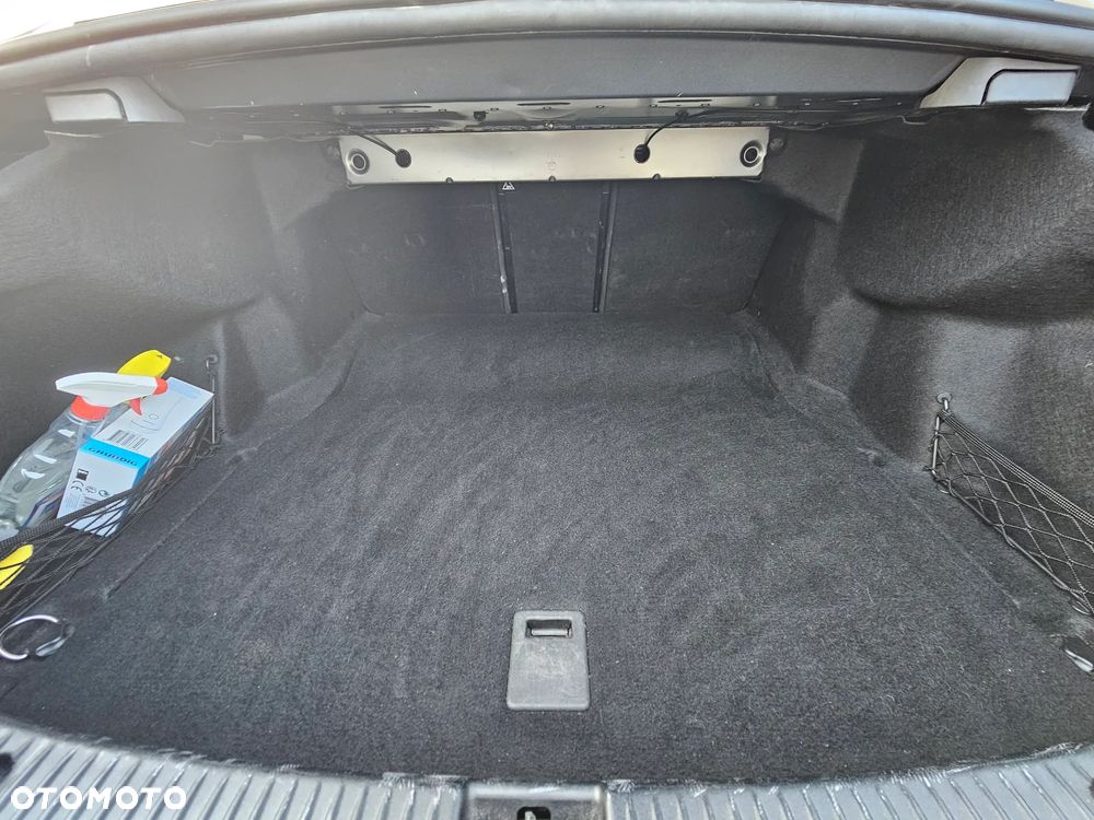 Mercedes-Benz Klasa C 220 d 4MATIC 9G-TRONIC - 14