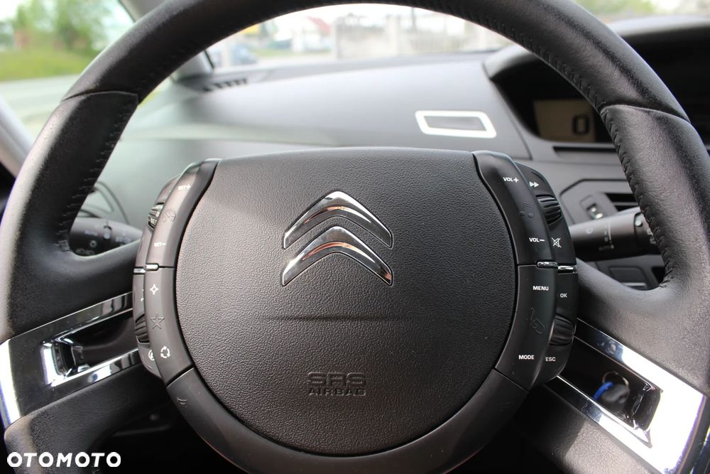 Citroën C4 Picasso 1.6 HDi FAP CoolTech - 21