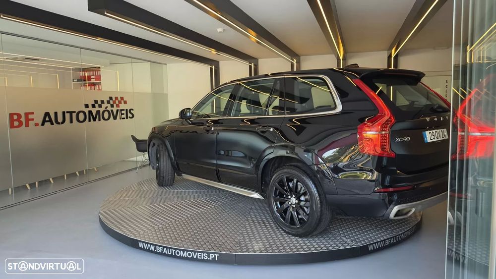 Volvo XC 90 2.0 D4 Momentum - 4