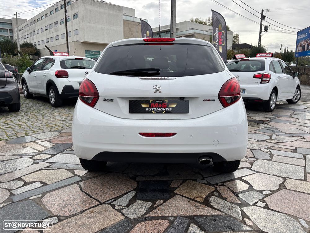 Peugeot 208 1.2 PureTech GT Line - 7