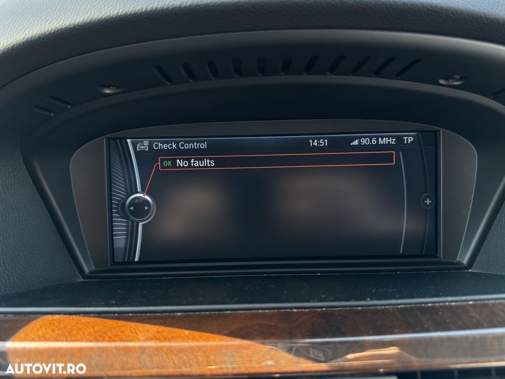 BMW Seria 3 318d - 19