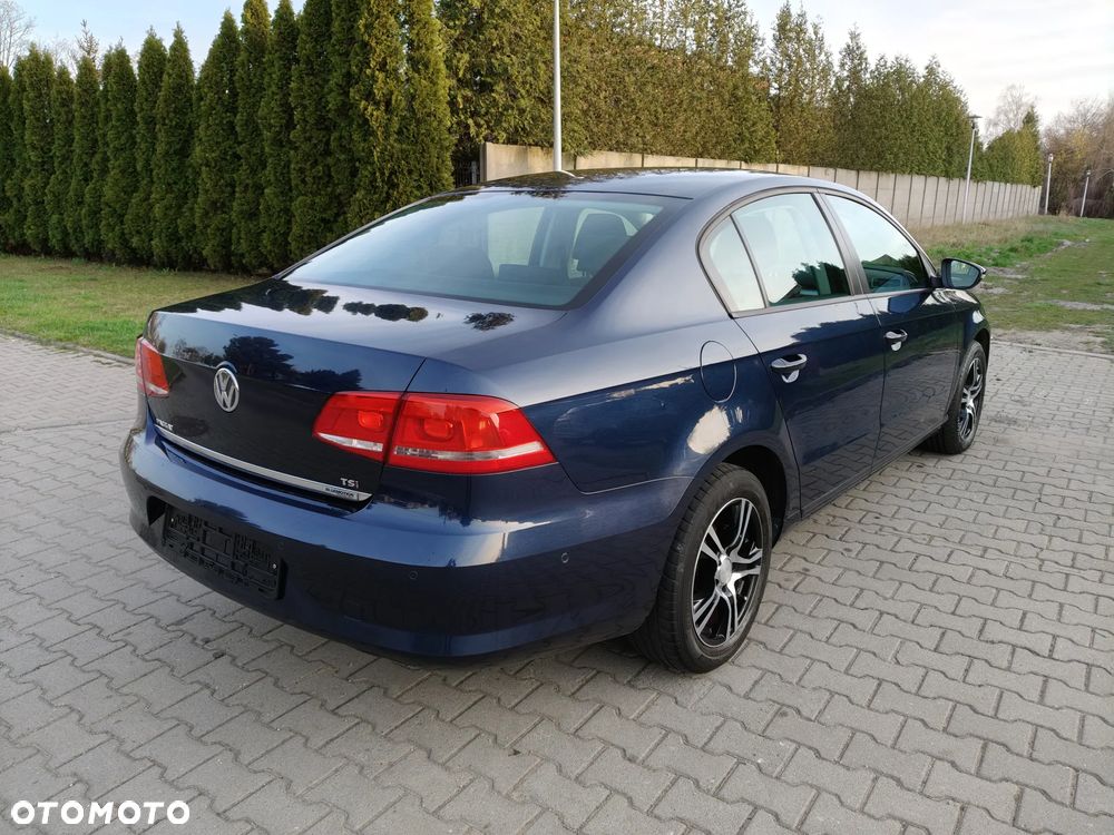 Volkswagen Passat 1.4 TSI BMT Comfortline - 4