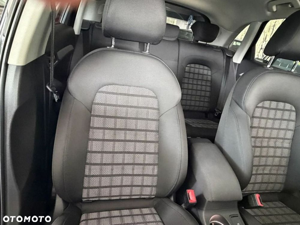 Audi Q3 1.4 TFSI Sport S tronic - 21