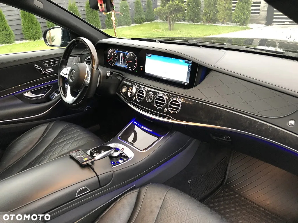 Mercedes-Benz Klasa S 560 L 4Matic 9G-TRONIC - 38