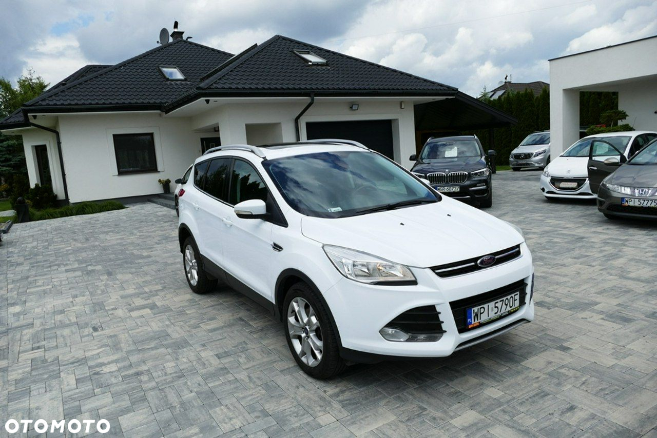 Ford Kuga 2.0 TDCi 2x4 Titanium - 15