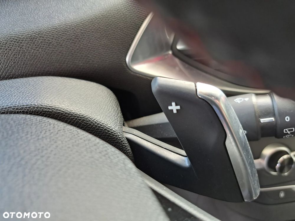 Peugeot 308 1.6 PureTech GPF GT S&S EAT8 - 29