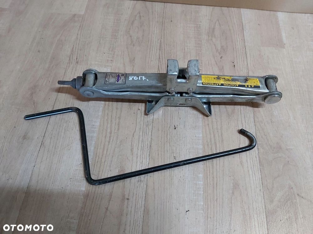 Toyota Celica lewarek podnośnik Yaris Corolla Mr2 09111-20140 - 1