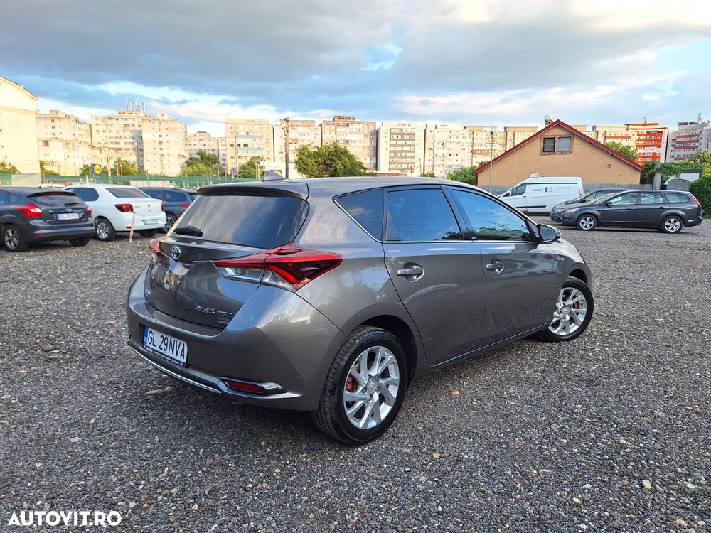 Toyota Auris - 6