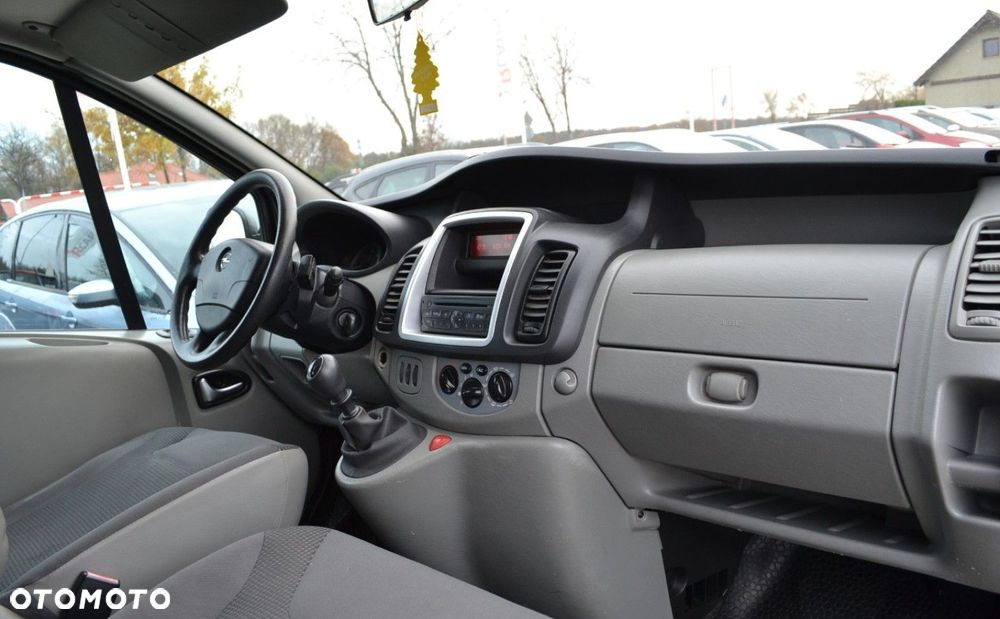 Opel Vivaro - 29