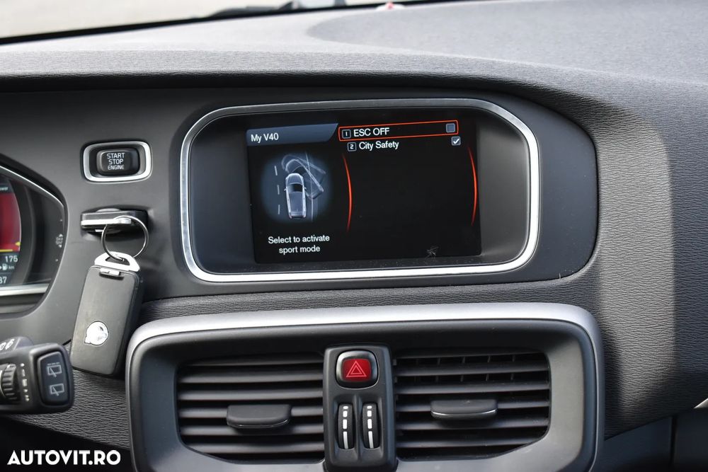 Volvo V40 D2 - 12