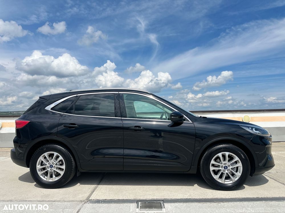 FORD Kuga 2020 — imagine 19