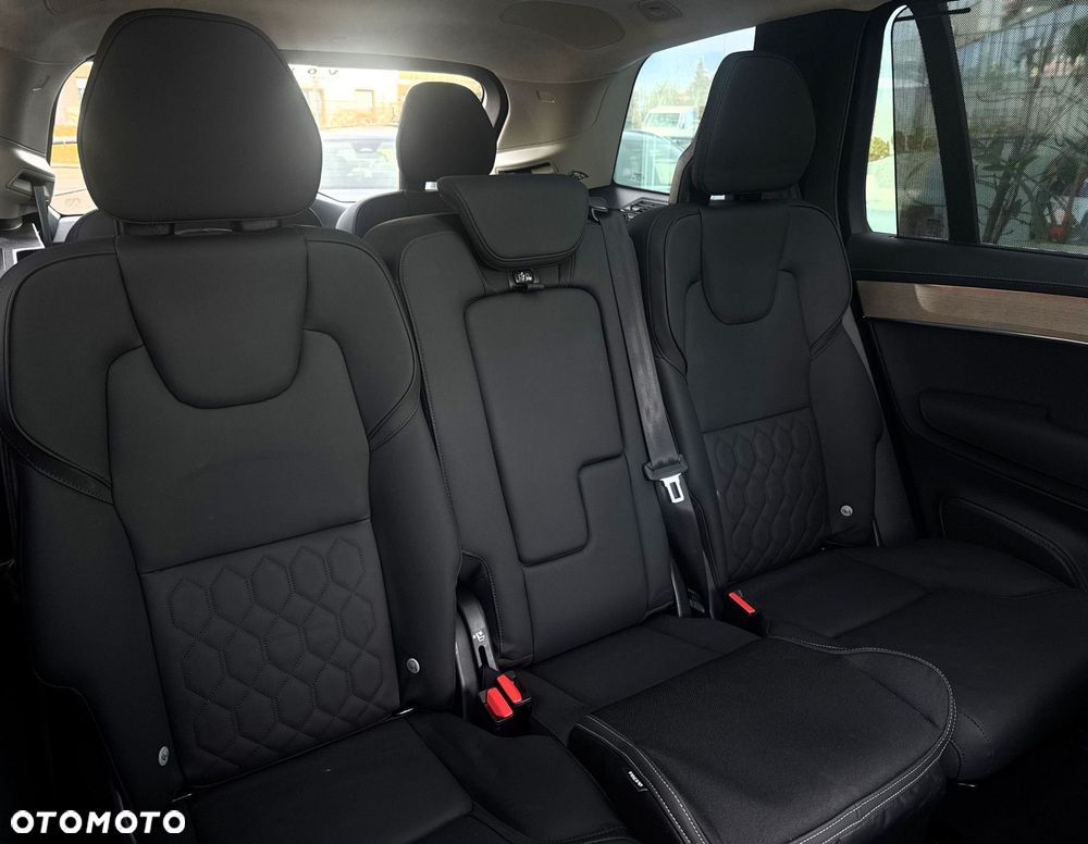 Volvo XC 90 - 28