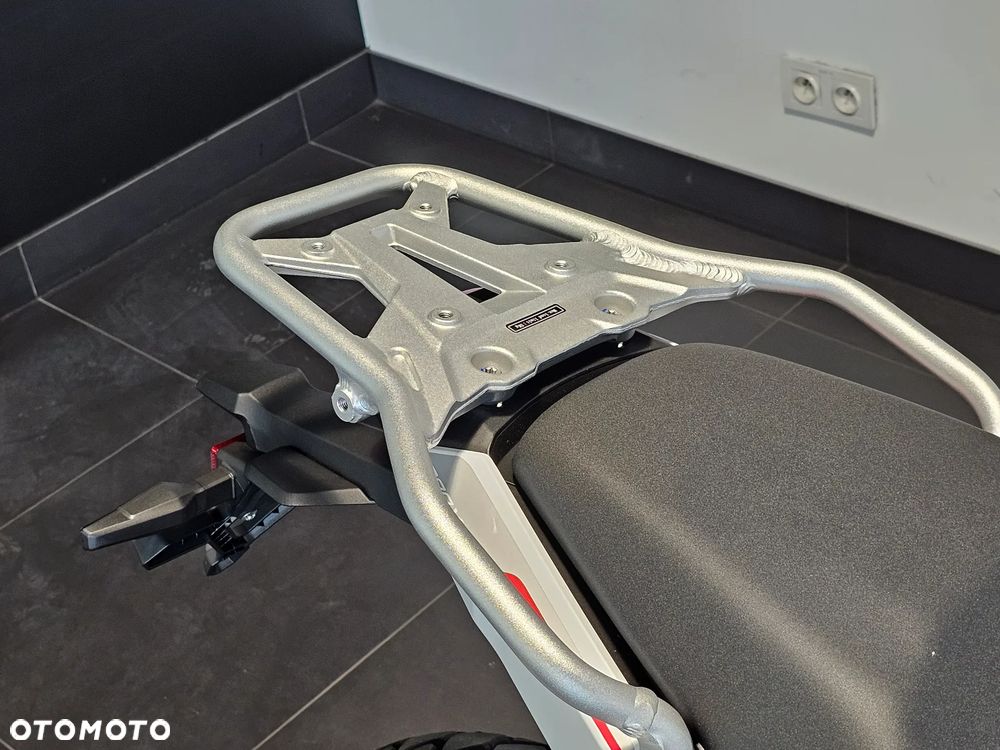KOVE 800X Touring - 13