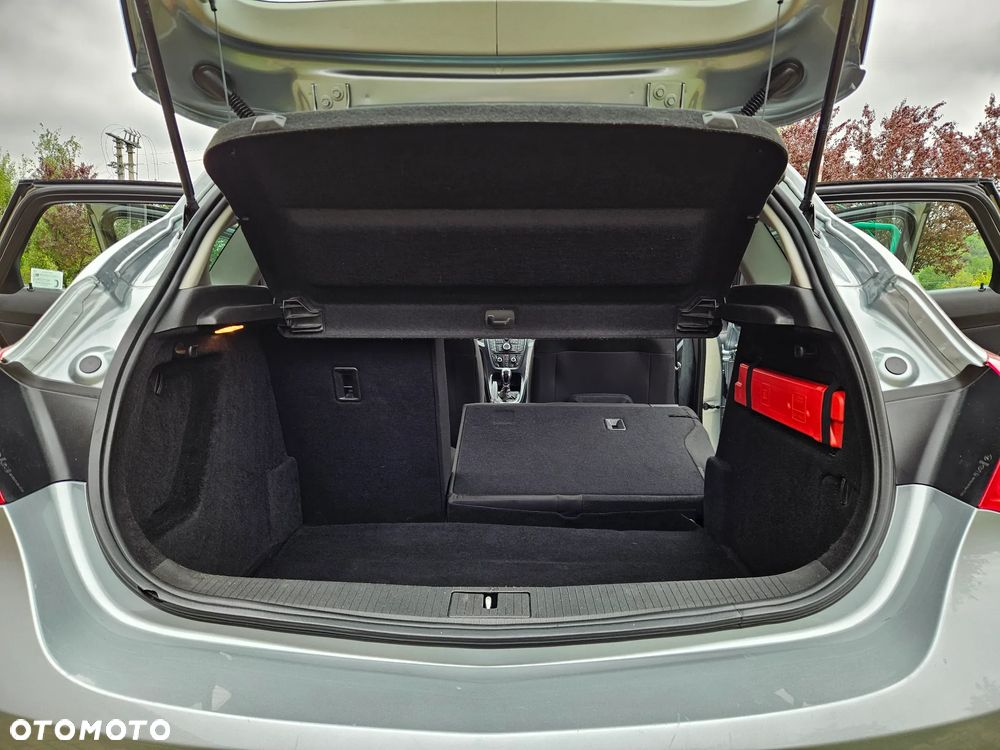 Opel Astra IV 1.6 CDTI Essentia - 26