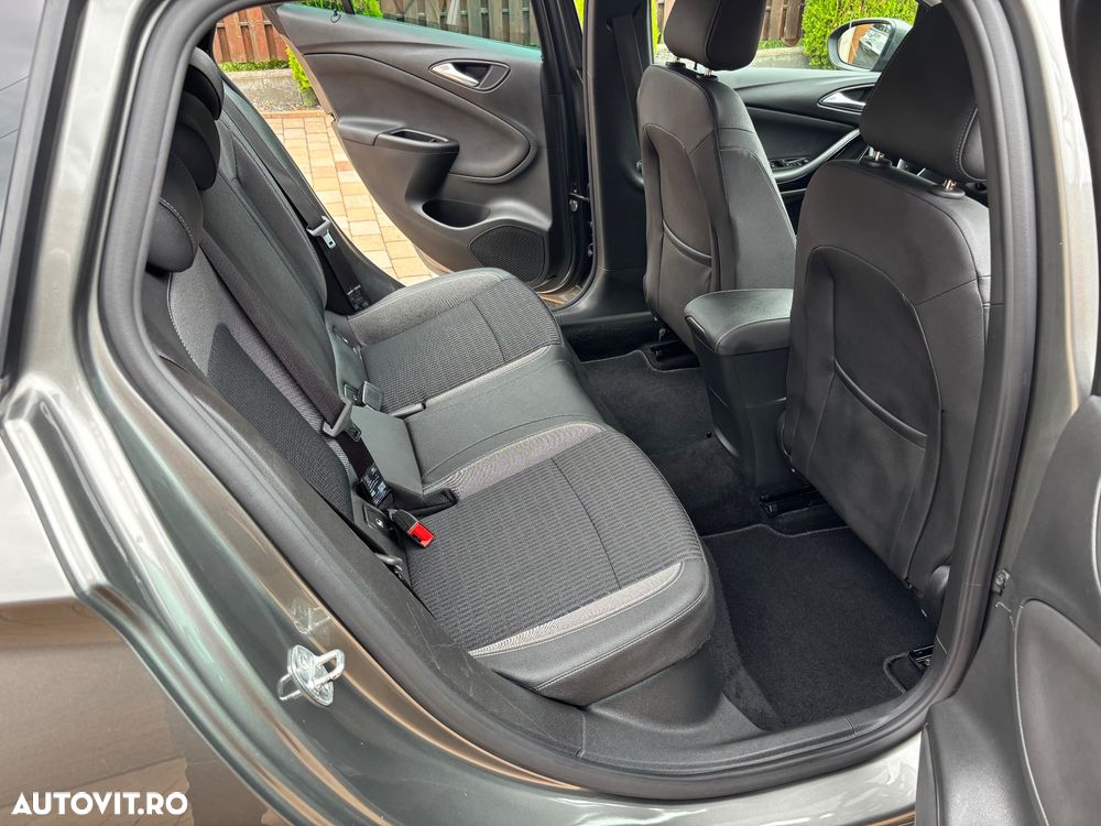 Opel Astra 1.2 Turbo Start/Stop Elegance - 9