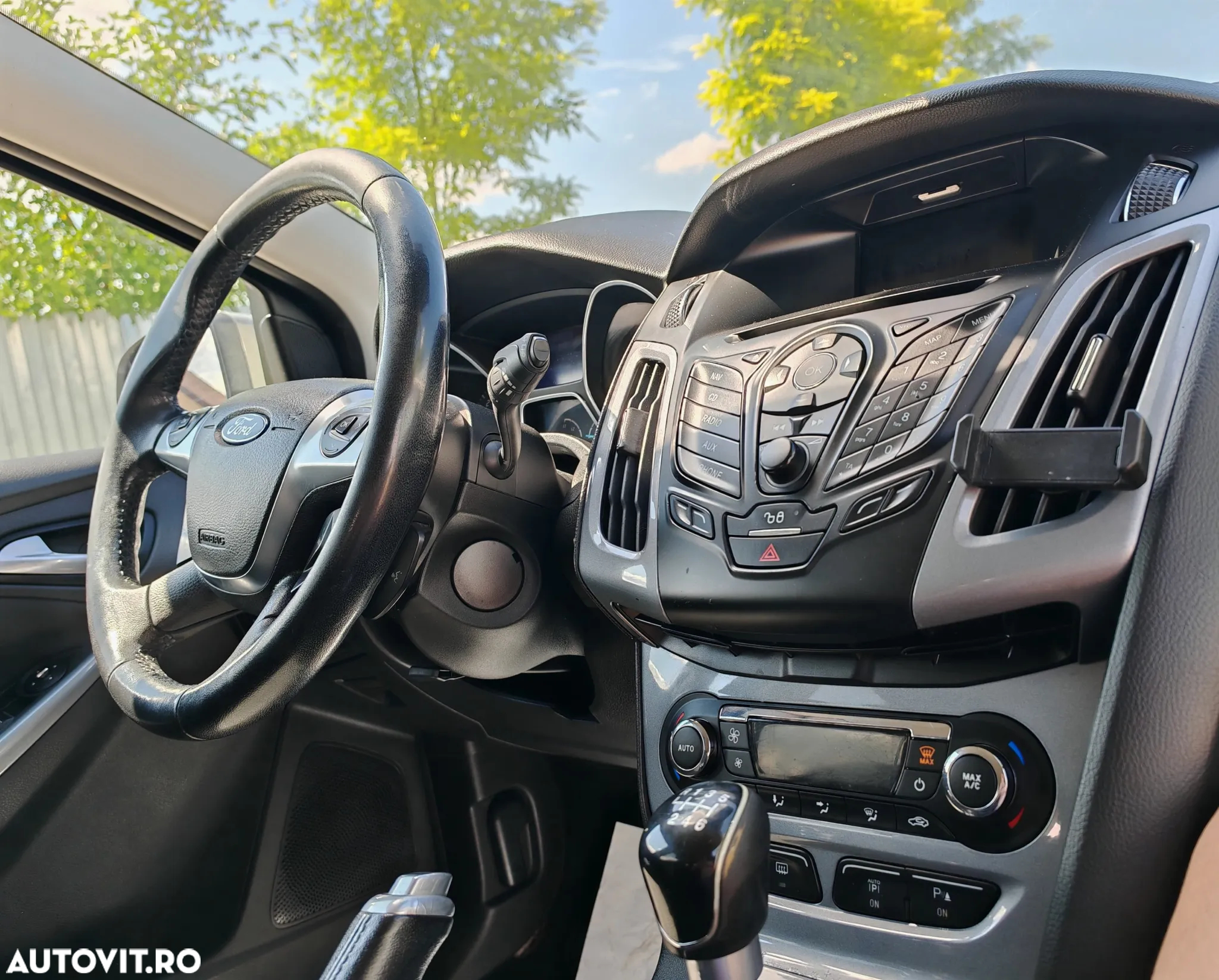 Ford Focus 2.0 TDCI DPF Titanium - 12