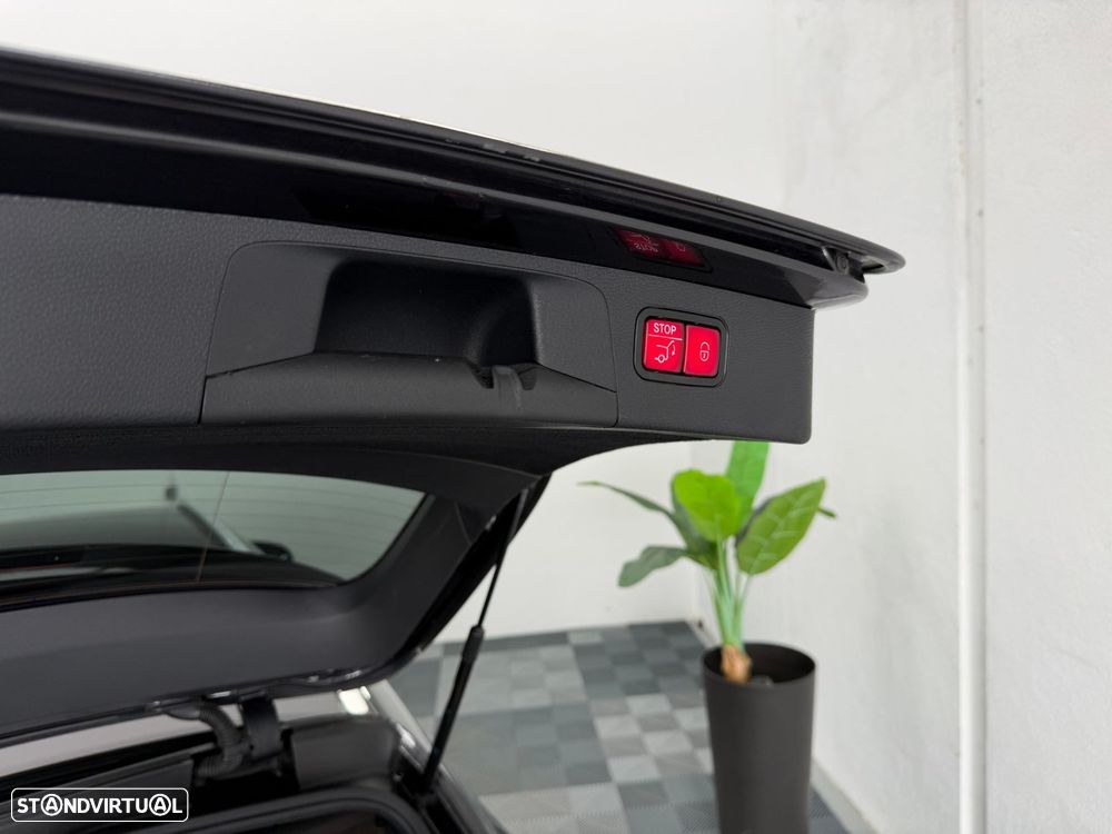 Mercedes-Benz E 300 de Avantgarde - 24