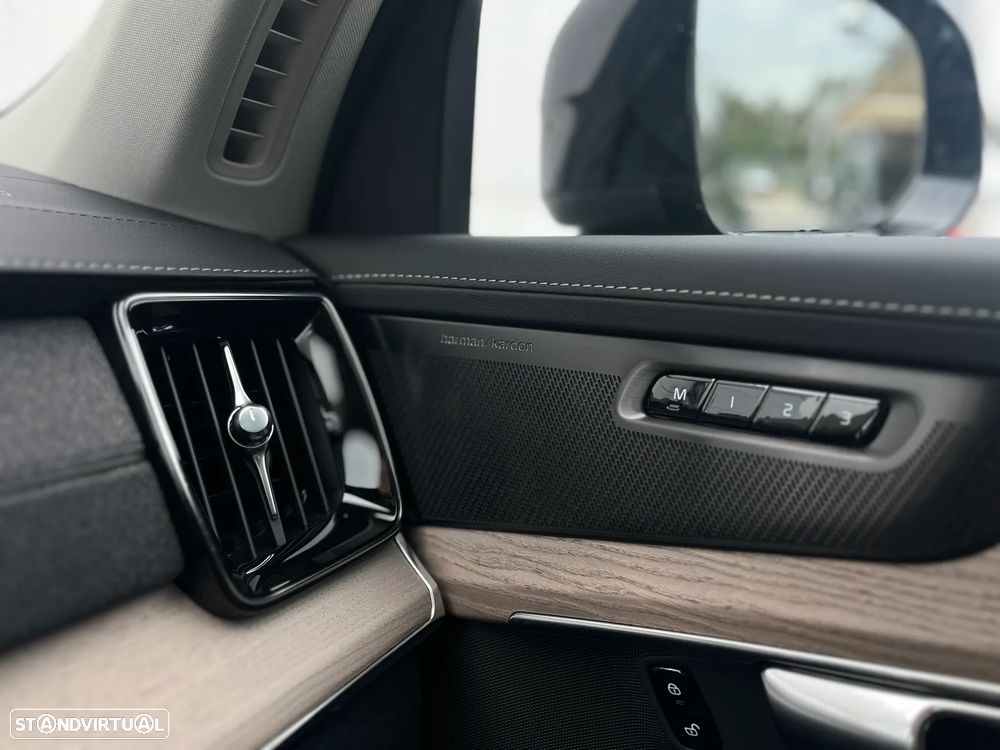 Volvo XC 90 2.0 T8 PHEV Plus Dark AWD - 28