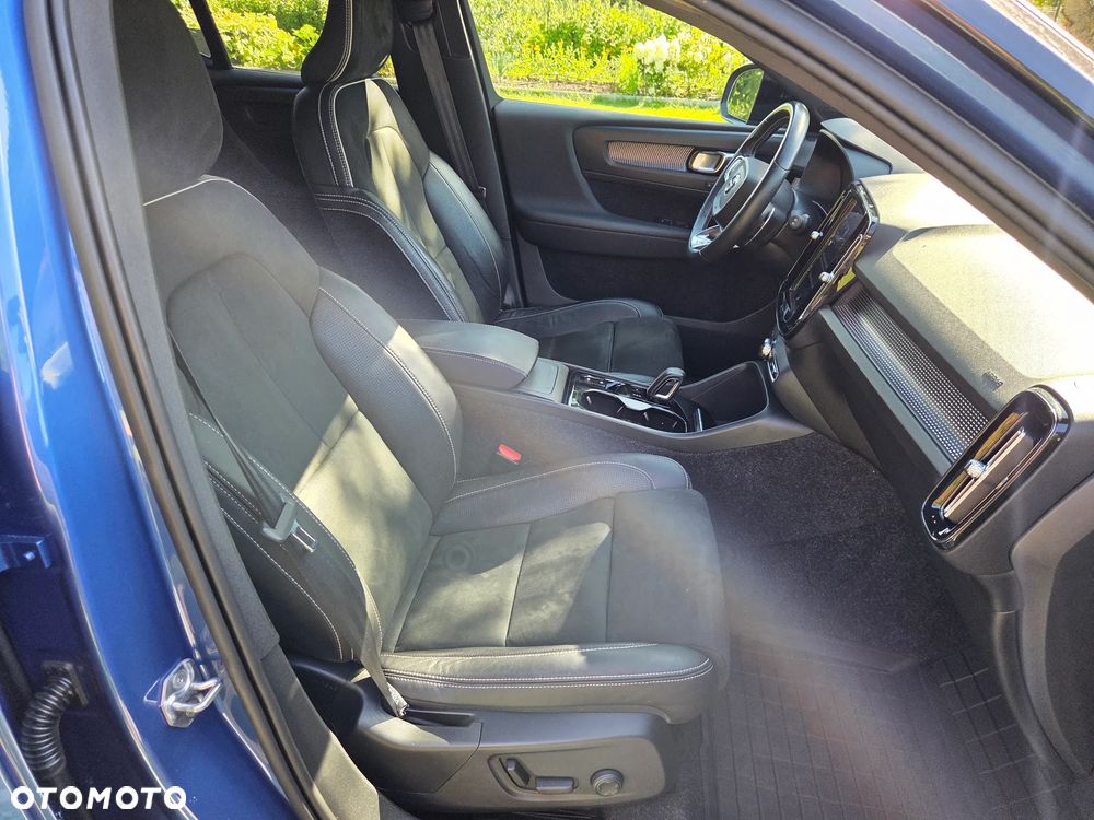 Volvo XC 40 T5 AWD R-Design - 26