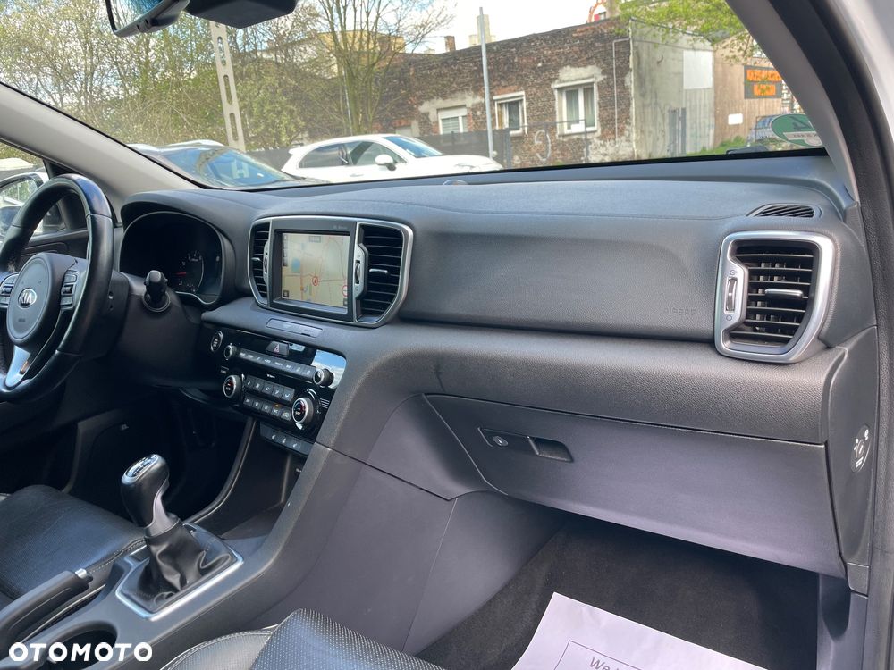 Kia Sportage 1.6 GDI 2WD DREAM-TEAM EDITION - 19
