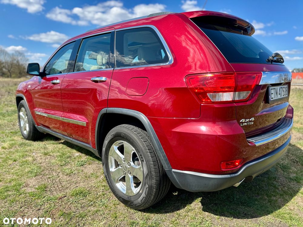 Jeep Grand Cherokee - 13