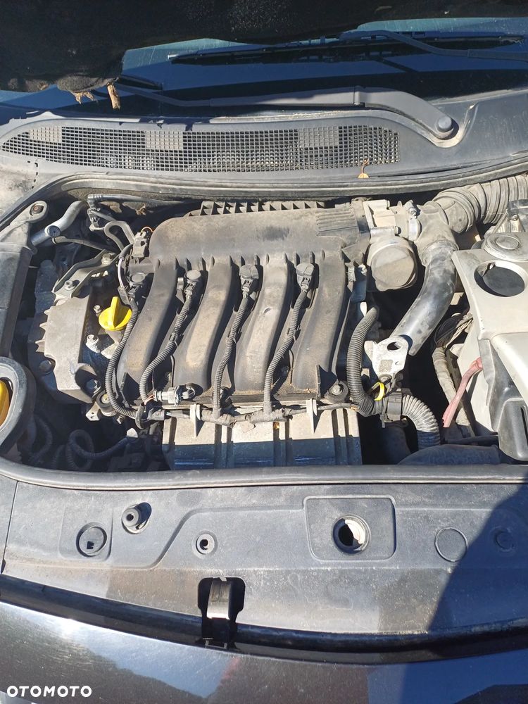 Renault Megane 2.0 16V Dynamique - 13