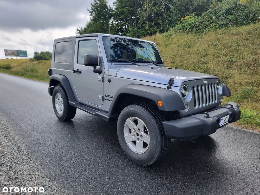 Jeep Wrangler - 8